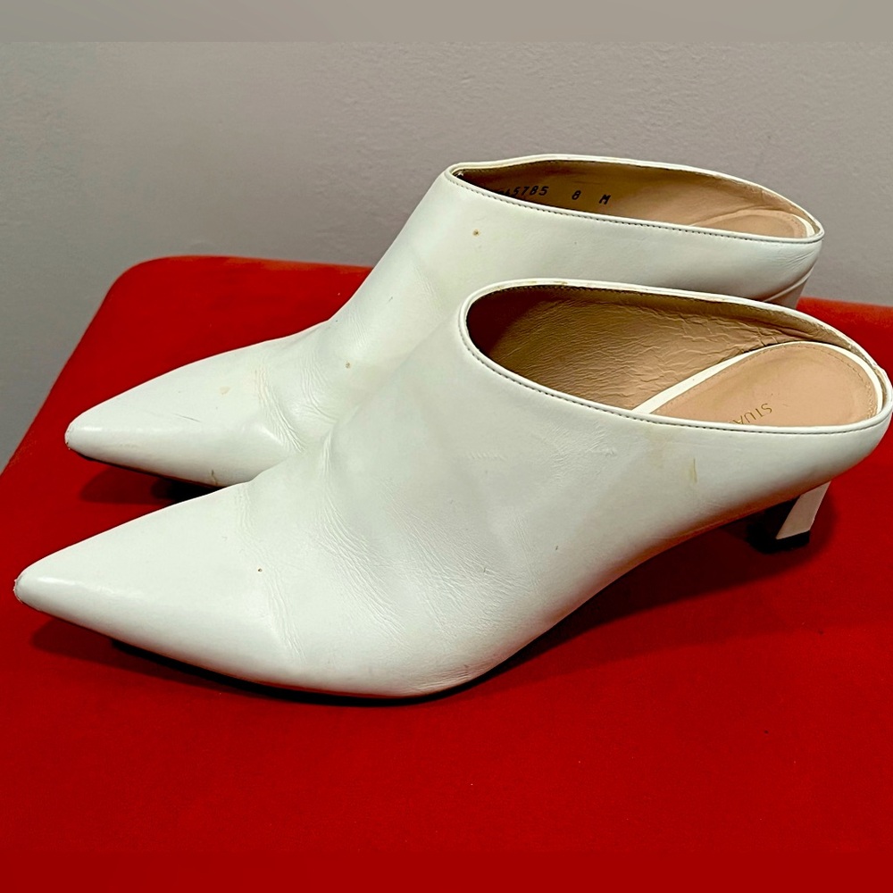 Stuart Weitzman size 8 booties - Picture 1 of 3